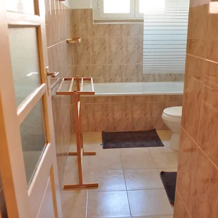 بيت ضيافة O Bigode Do Rato 2*